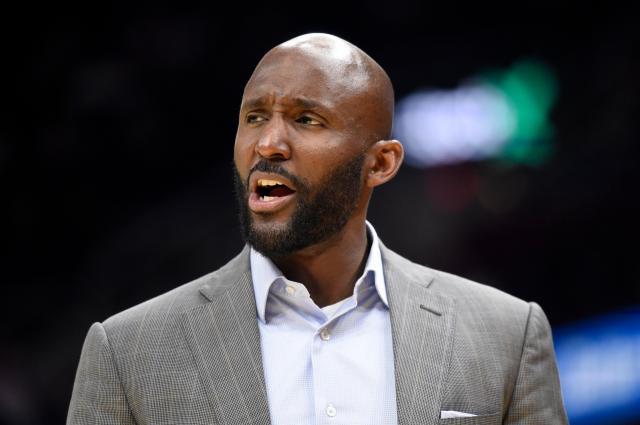 体育视频直播-【话题】换帅能让老鹰起飞吗？他们面前还有太多问号